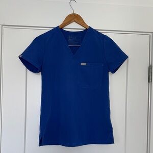 Figs XXS Catarina one pocket scrub top in limited edition color Denim blue